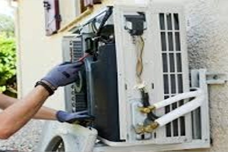 ac-repair-outdoor